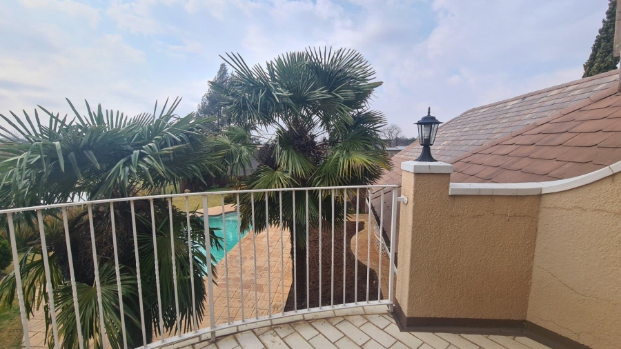 5 Bedroom Property for Sale in Wilgeboom A H North West